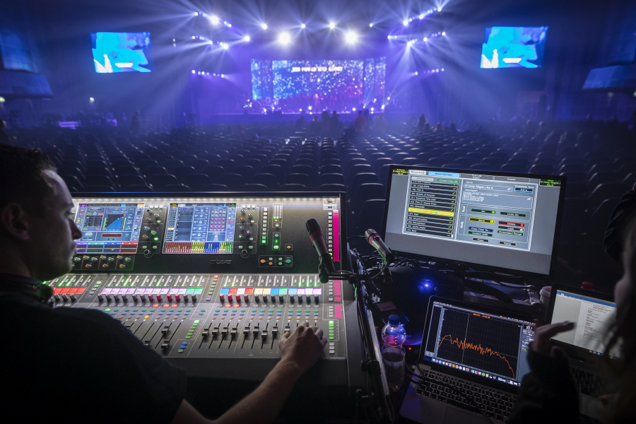 RADIATE – AFAS Hillsong 2018 -171- Mcklin Fotografie – klein